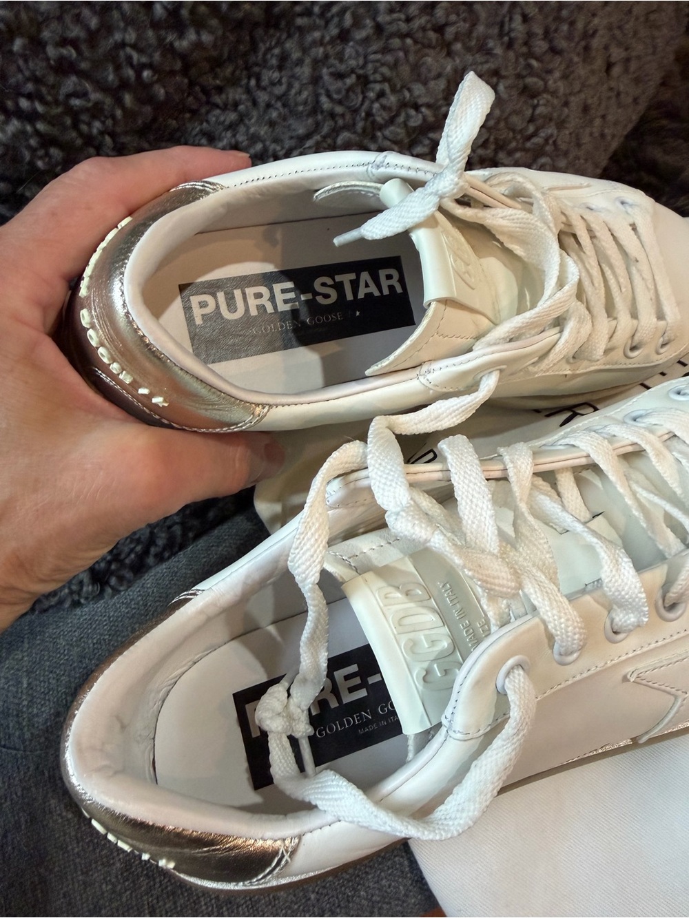 Golden Goose Women's White Sneakers with Metallic Gold Heel and Sole - Picture 4 of 5